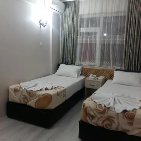 Hotel Dunay * Istanboel